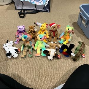 Lot of 11 Beanie Babies